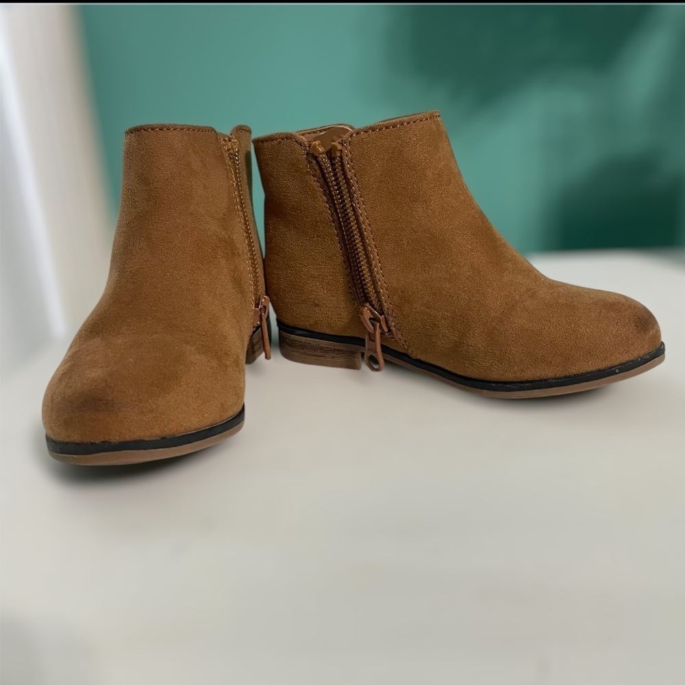 Cat and Jack Girls Brown Ankle Boots with Zipper
